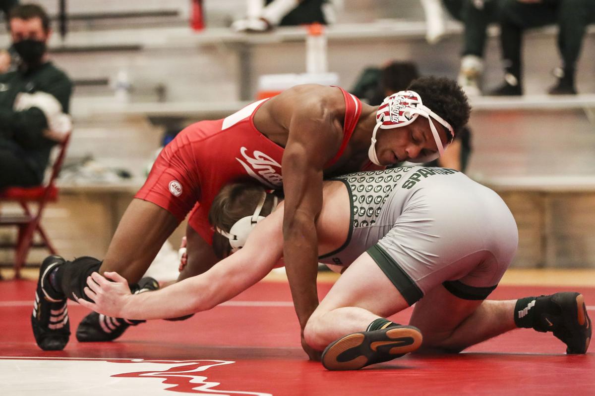 Portage grad Donnell Washington thrives for Indiana wrestling | Sports | nwitimes.com