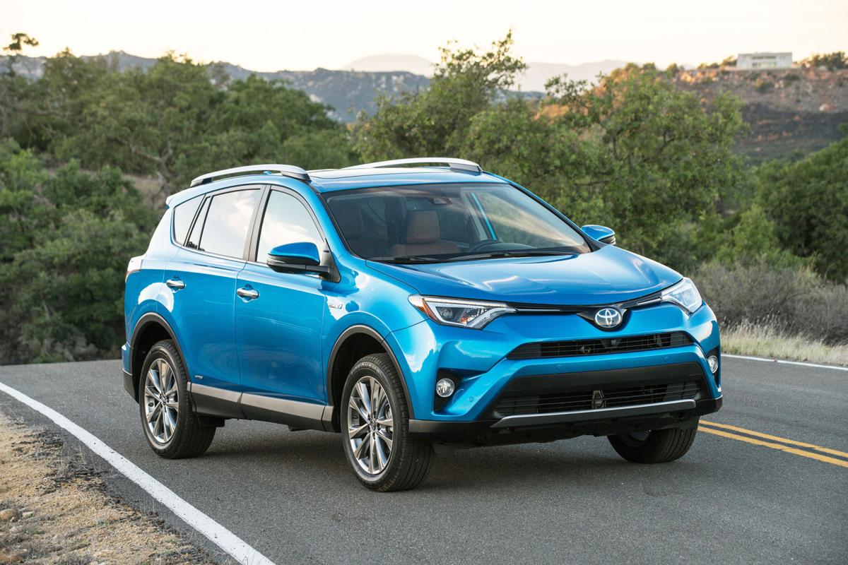 Rav4 Is Toyota S 8th Hybrid Vehicle Northwest Indiana Business Toyota Is Rolling Out A Gas Electric Hybrid Version Of Its Rav4 For 2016 It Offers Dramatic Improvement In Mileage Around Town Driving