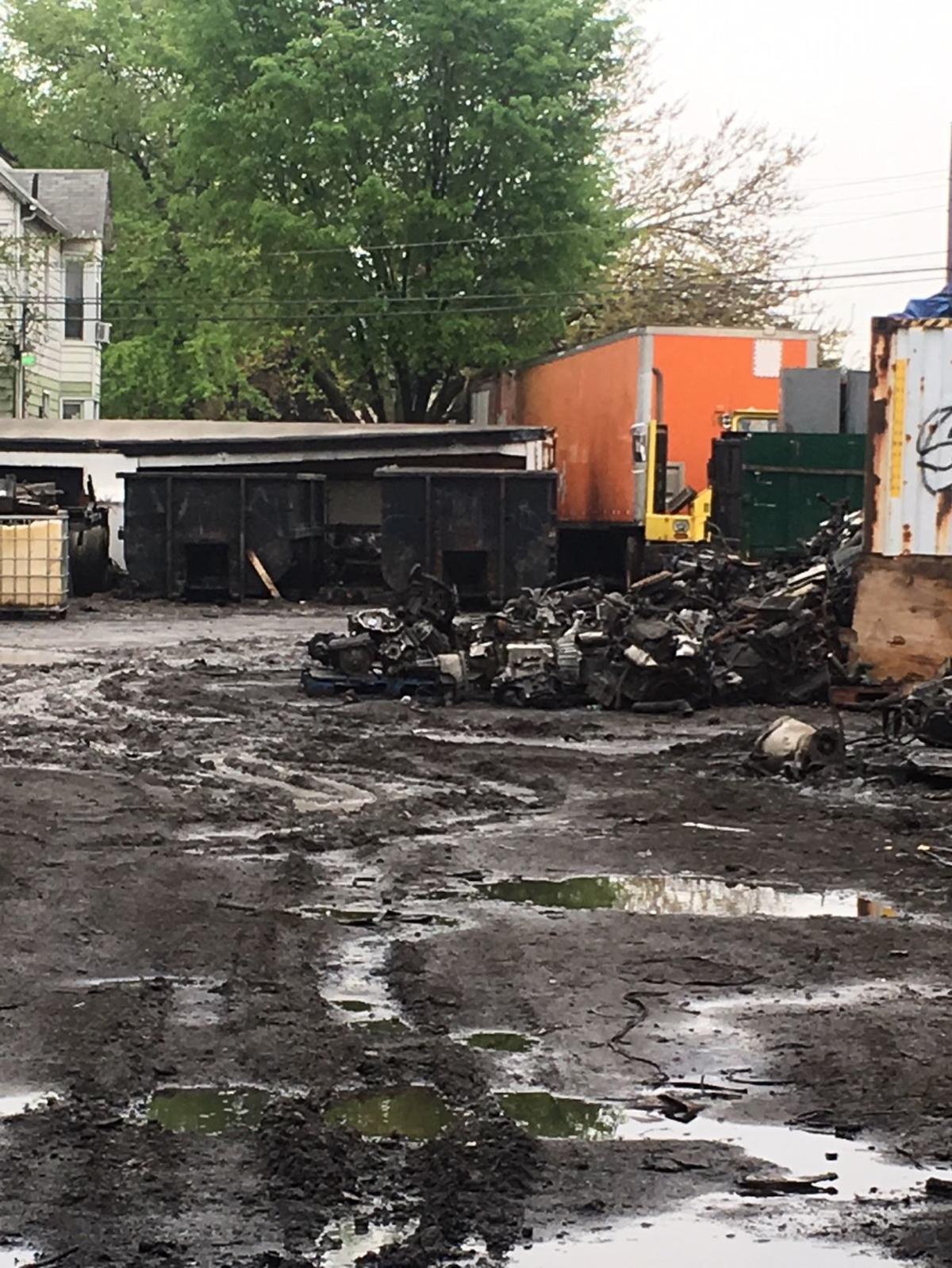 auto wrecking yards on City Orders Hammond Auto Scrap Metal Shop To Indefinitely Shut Down Amid Environmental Hazards Code Violations Lake County News Nwitimes Com