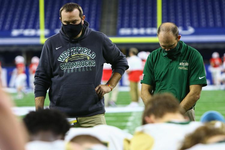 Sights and Sounds: Thursday Night Football at Lucas Oil