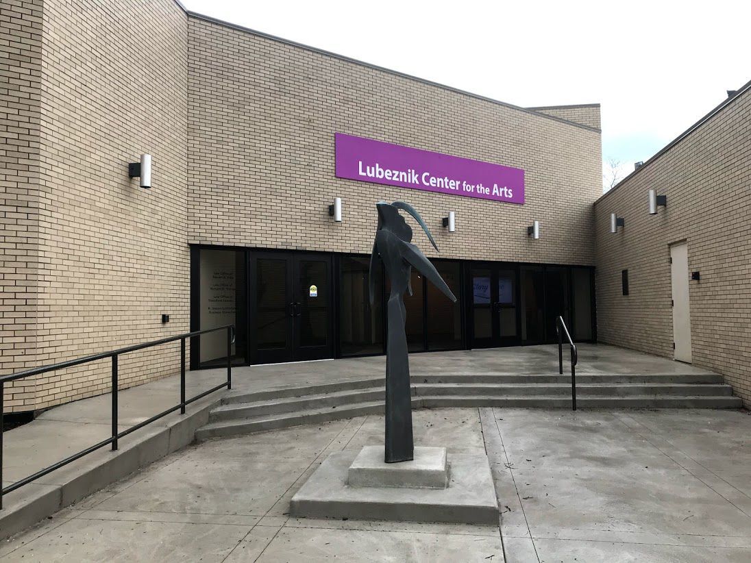 Poetry slam to throw down at Lubeznik Center for the Arts