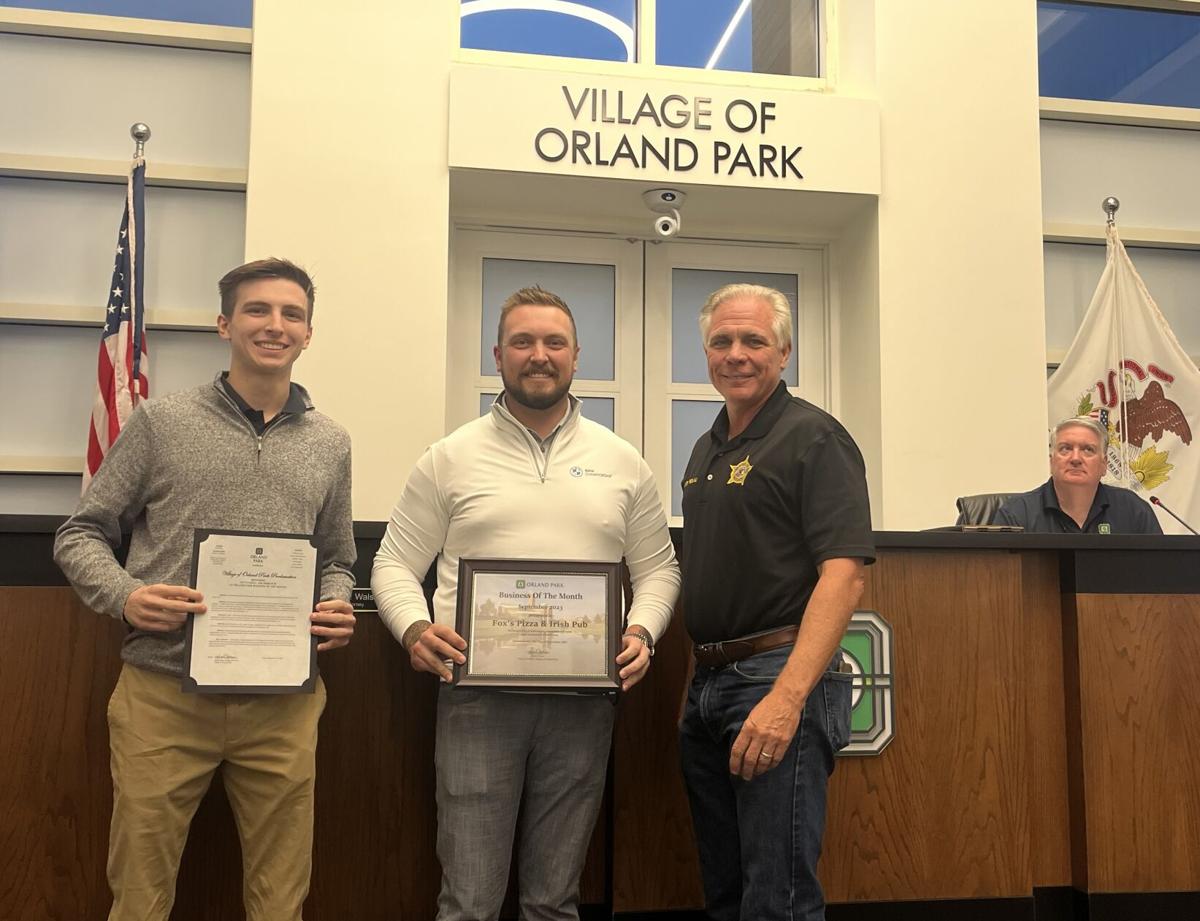 Oland Park honors Fox's Pizza for 50 years of service to village