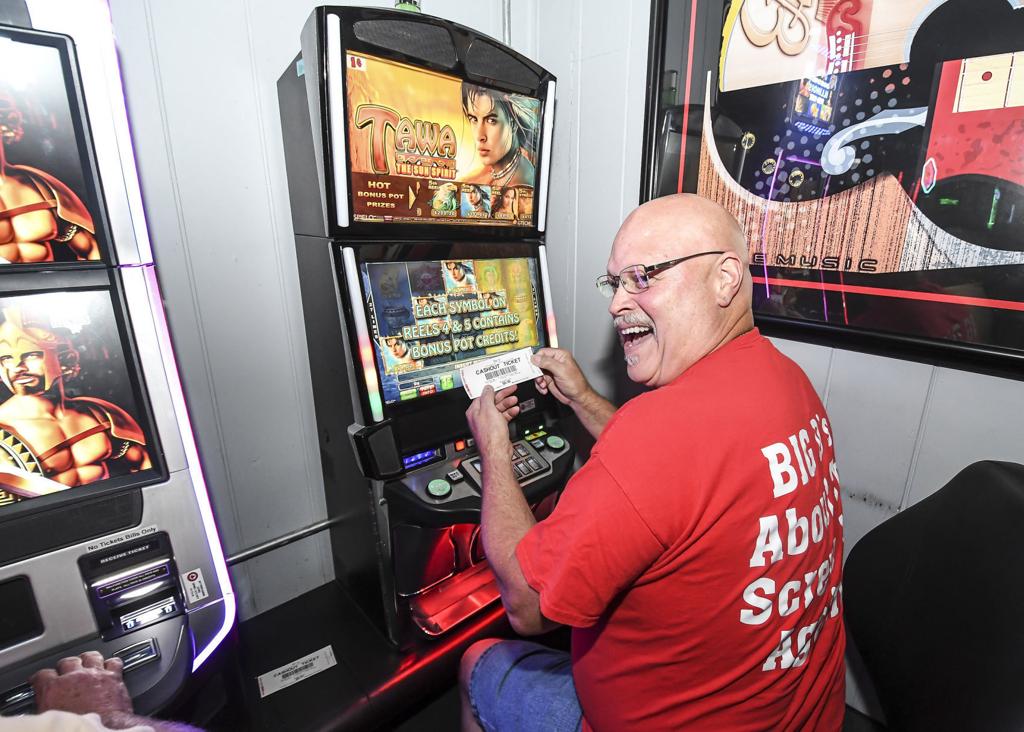 Illinois slot machine profits jackpots