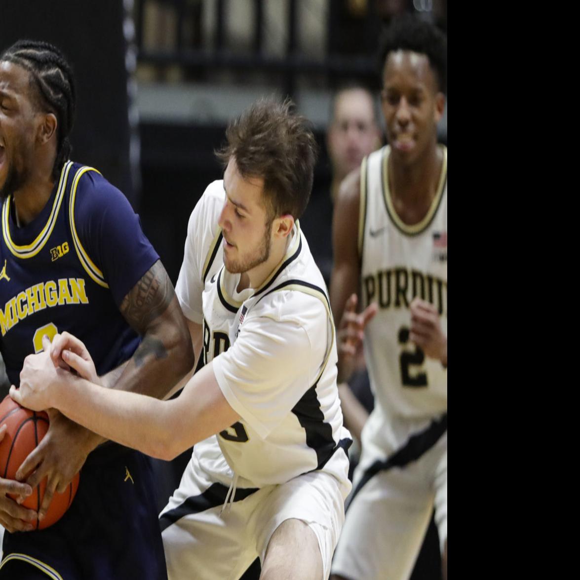 Michigan Extends Winning Streak With Rare Victory At Purdue