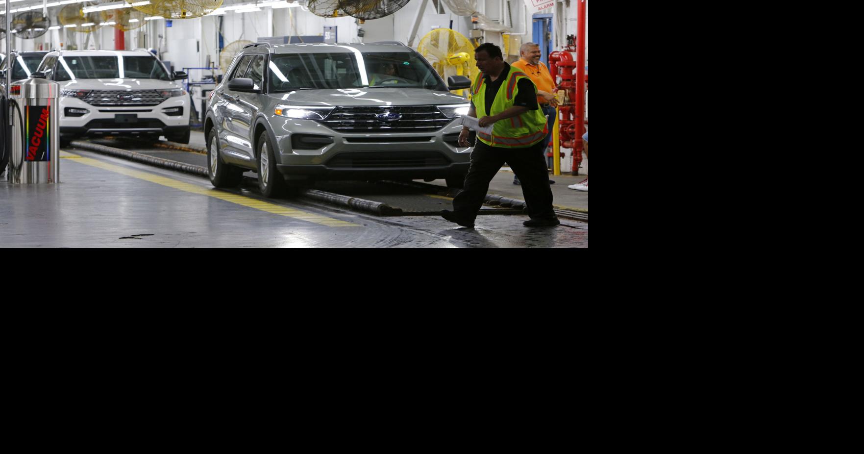 Ford shutting down Chicago Assembly Plant next week, temporarily laying