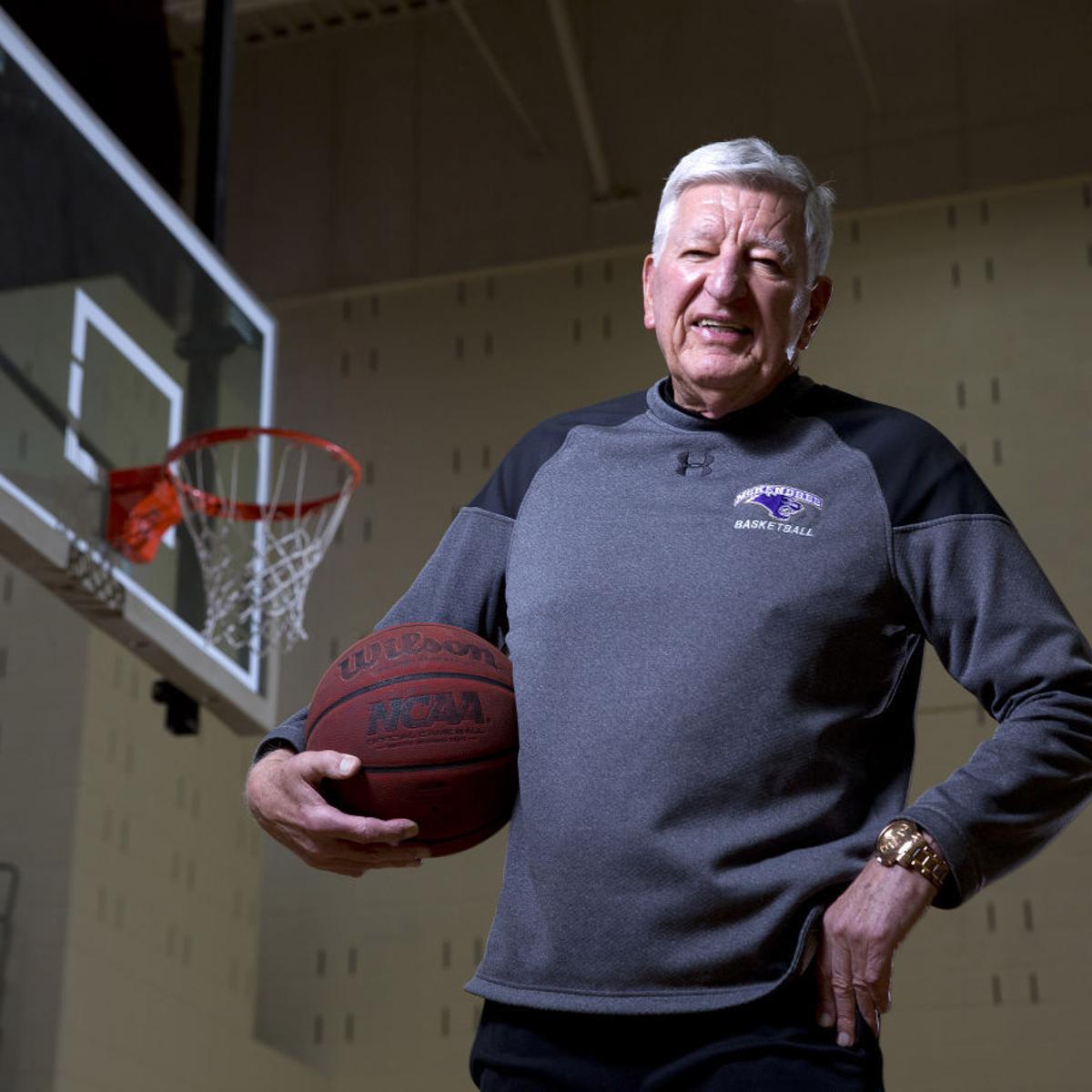 Mckendree University Coach Sets Wins Record At 1 099 College