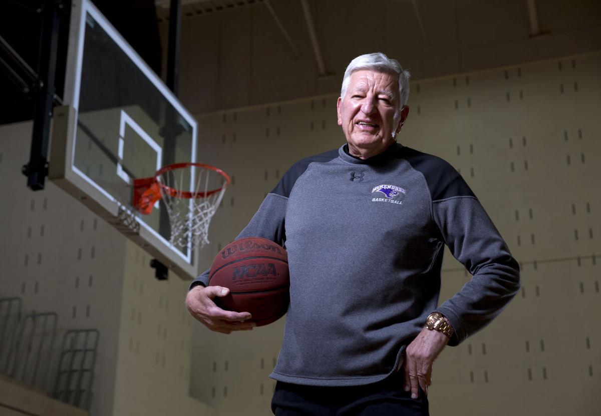 Mckendree University Coach Sets Wins Record At 1 099 College