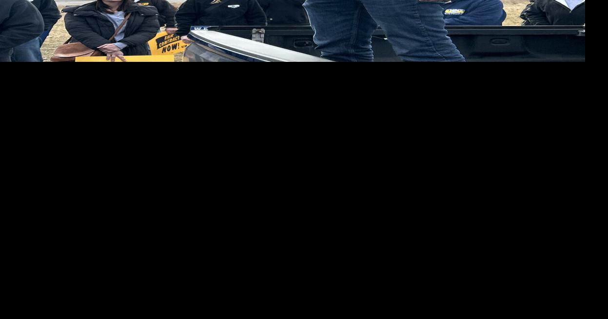 USW workers to start picketing after being locked out of BP Whiting Refinery