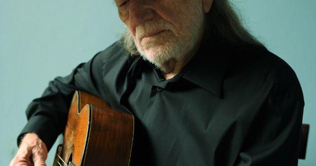 Willie Nelson to play Four Winds