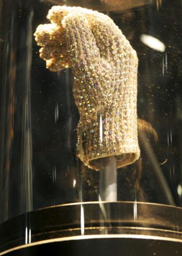 Where's Michael Jackson's ICONIC Glove? Searching For 'Holy Grail