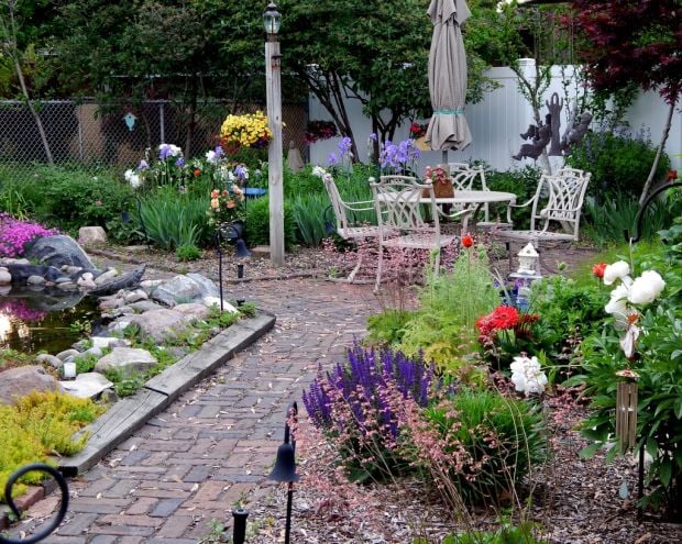 Munster garden walk offers beautiful flower gardens