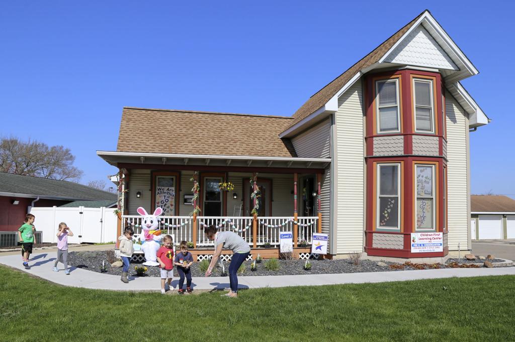 Neighbors Helping Neighbors Group Proves Crown Point S Strength Lake County News Nwitimes Com