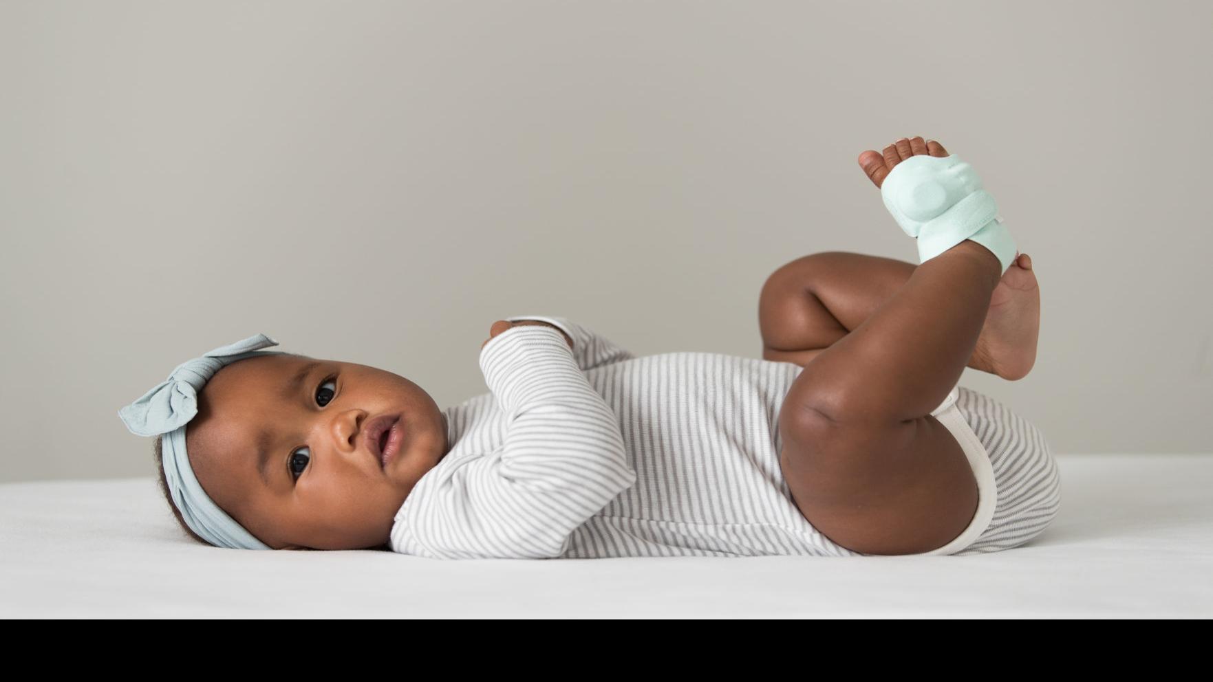 Smart Socks Monitor Baby S Heart Rate Oxygen And More Latest Headlines Nwitimes Com