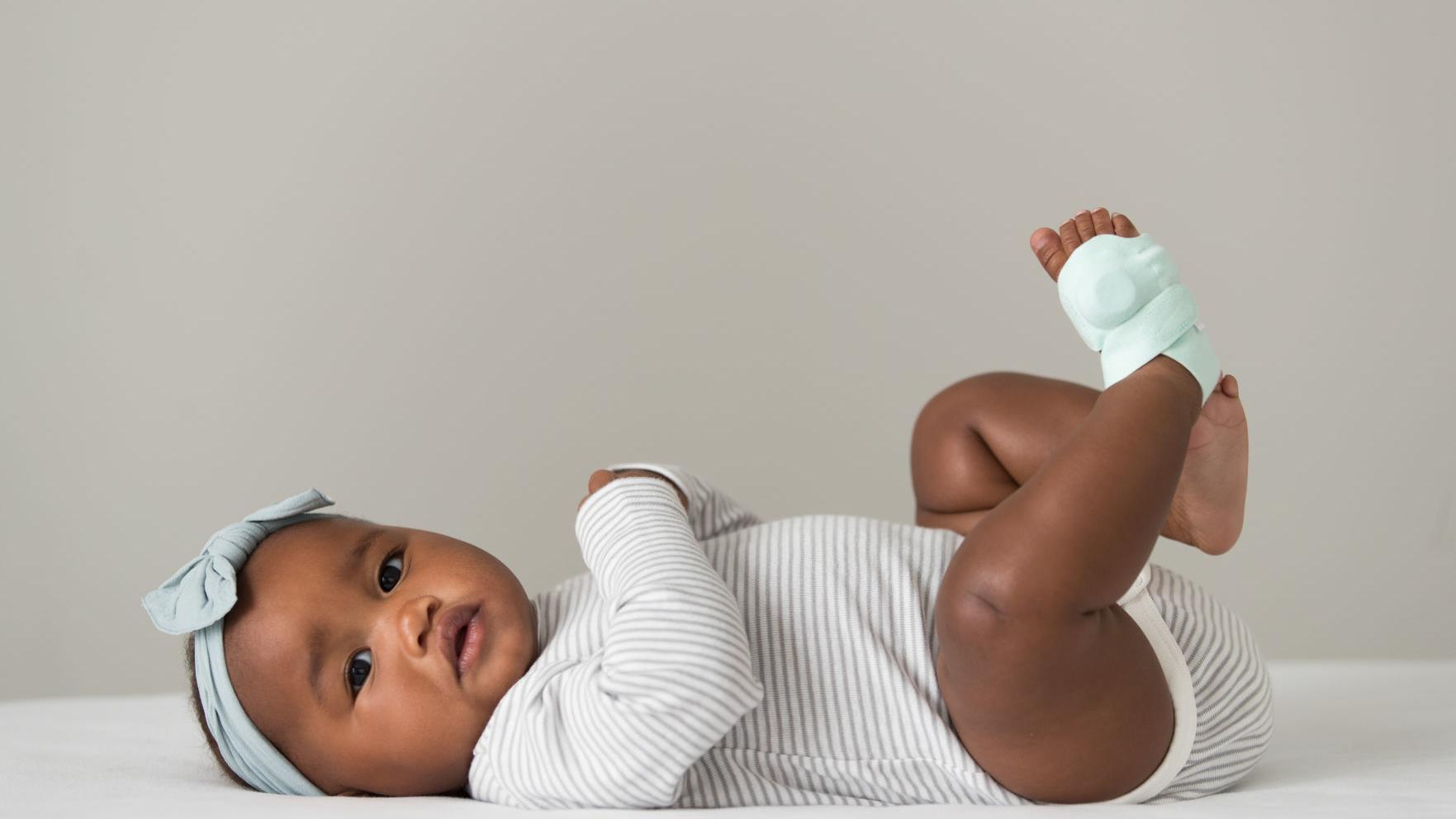 Smart Socks Monitor Baby S Heart Rate Oxygen And More Latest Headlines Nwitimes Com Smart Socks Monitor Baby S Heart Rate Oxygen And More Latest Headlines Nwitimes Com