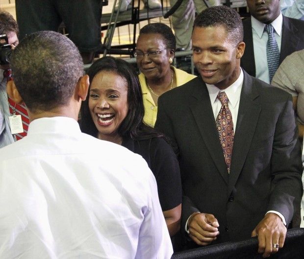 UPDATE: Wife of ex-US Rep. Jesse Jackson Jr. leaves prison camp