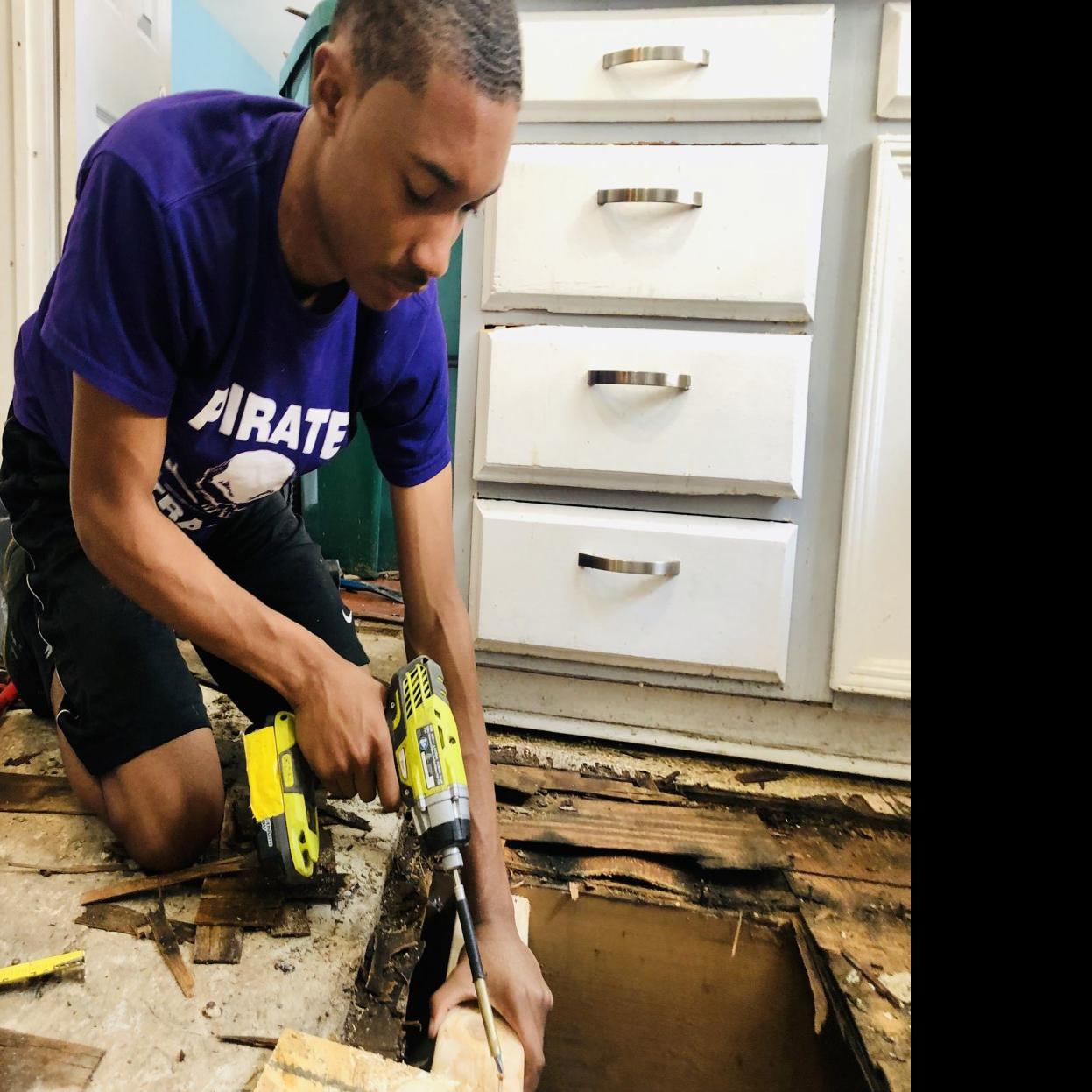 Extended Spring Break Merrillville Runner Jeremie Lander Turns Focus To Handyman Business High School Nwitimes Com