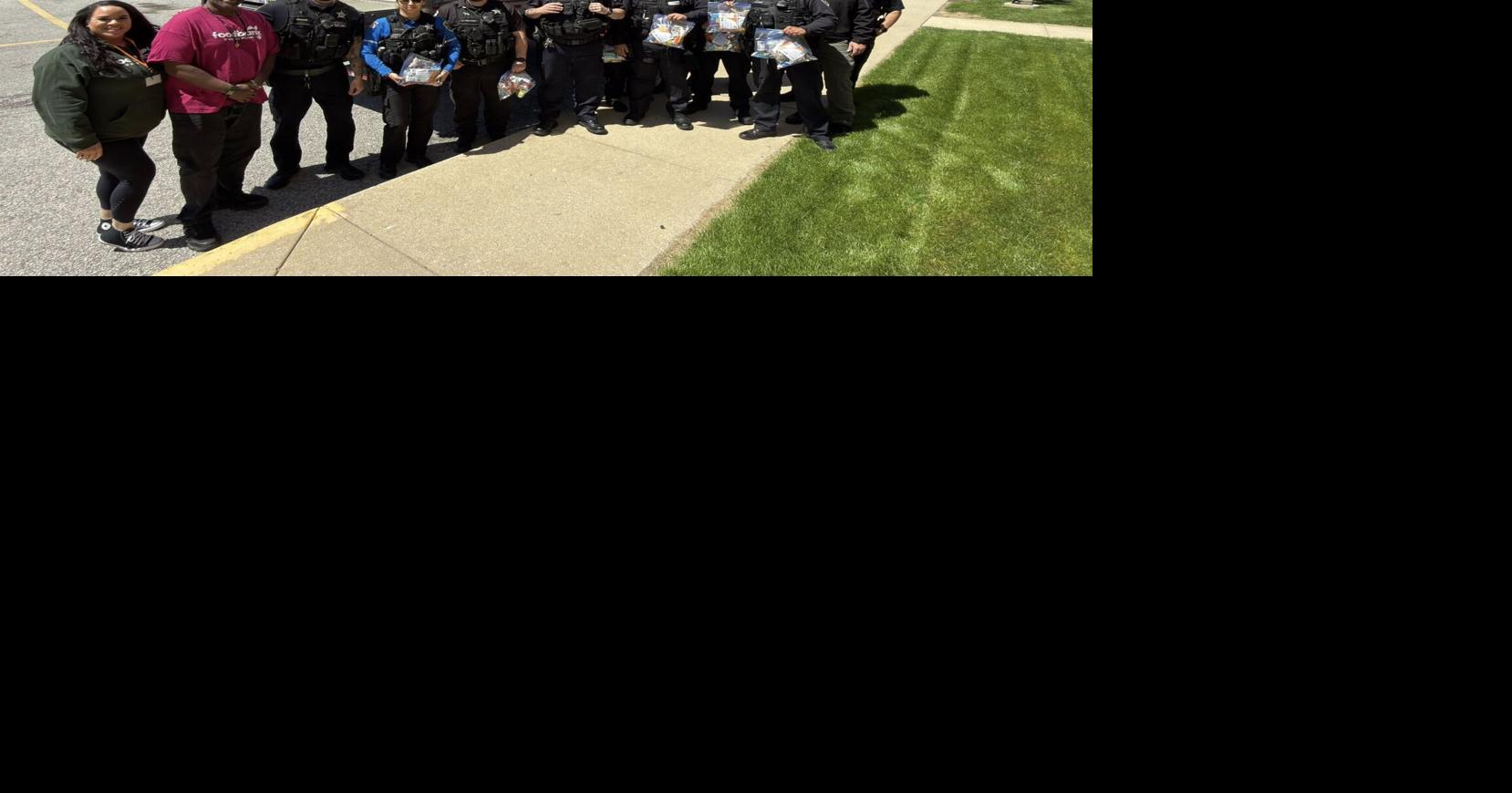 Hammond police partners with NWI Food Bank on snack bags for local kids