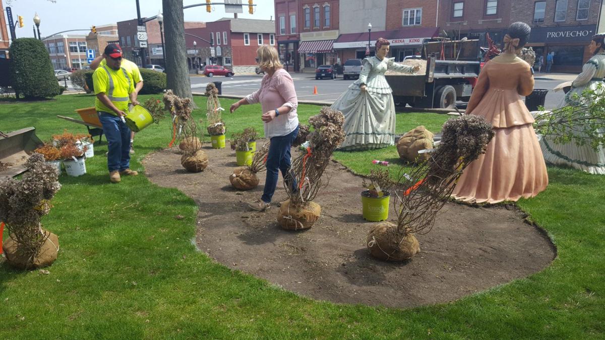 hubinger the hunting party historic courthouse lawn.jpg