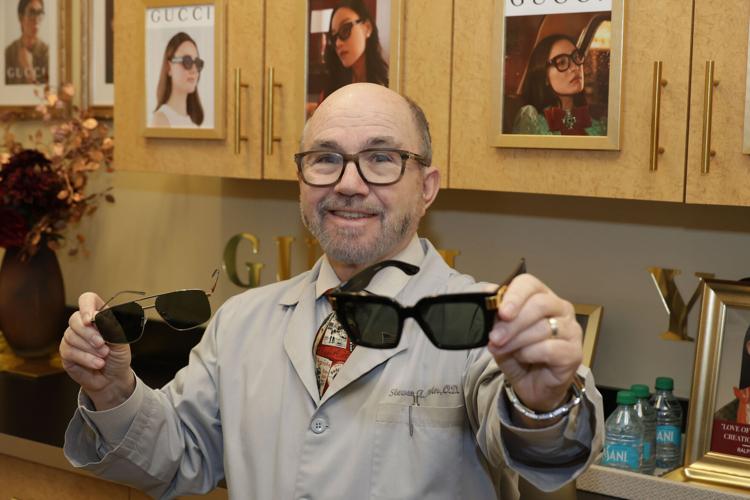 Get Healthy: Sunglasses with 100% UV protections andpolarized lenses protect eyes from damage and strain