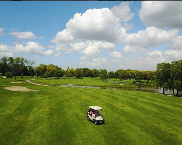 Family-owned Silver Lake puts the personal touch on each round of golf, event
