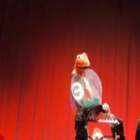 Offbeat Emerald City A Rhyming Success With Cat In The Hat
