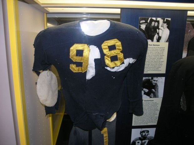 nile kinnick jersey