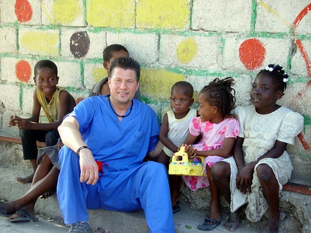 Vital Injection Medical Missions provides medical assistance, medications to Third World countries | Health Care | nwitimes.com