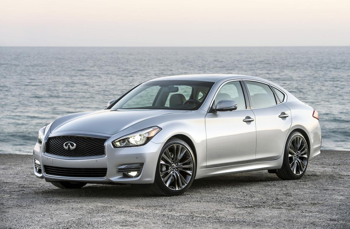 Infiniti S Flagship Sedan Presses All The Right Ons Cars Infiniti S Flagship Sedan Presses All The Right Ons