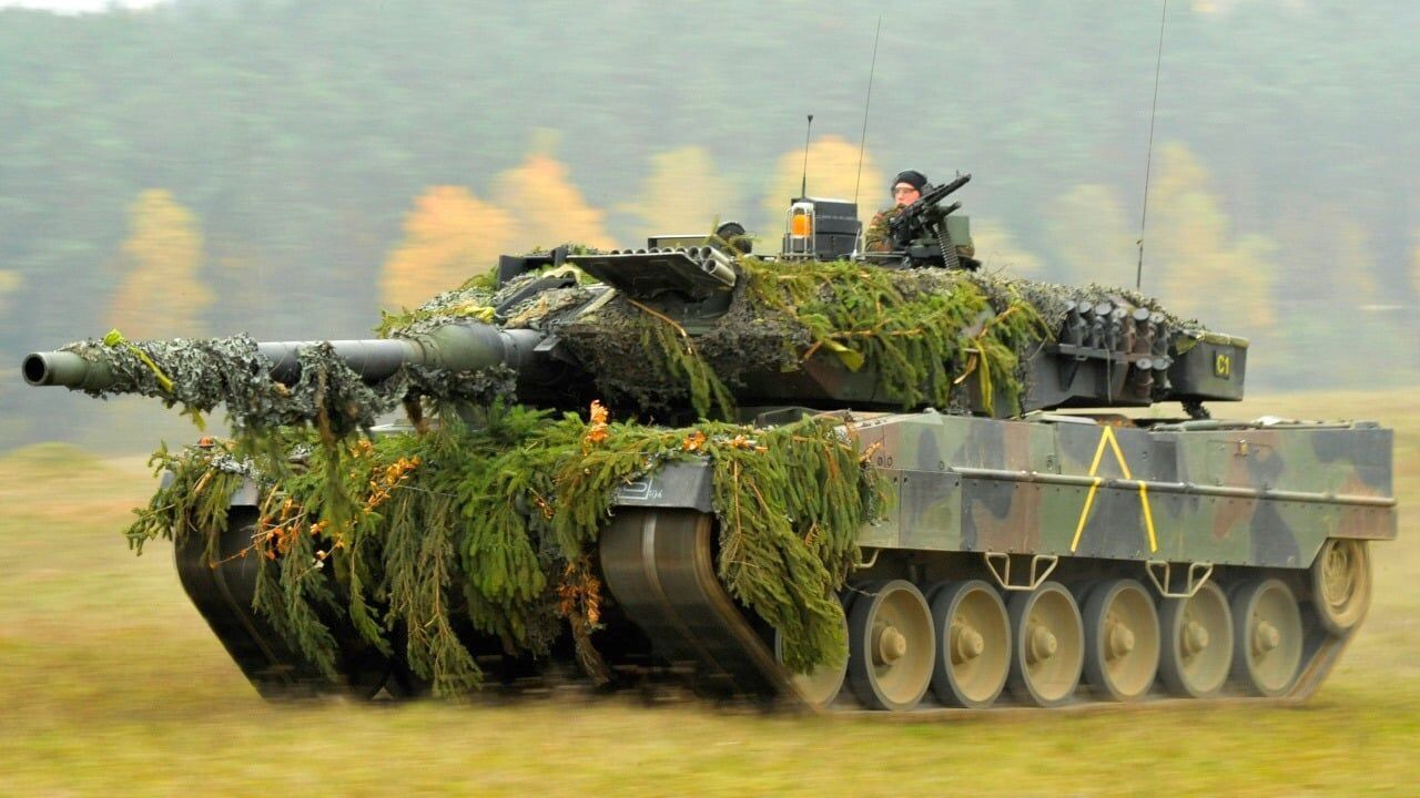 The Kremlin says ‘Ukrainian people’ will 'pay the price' if West sends tanks to fight Russia