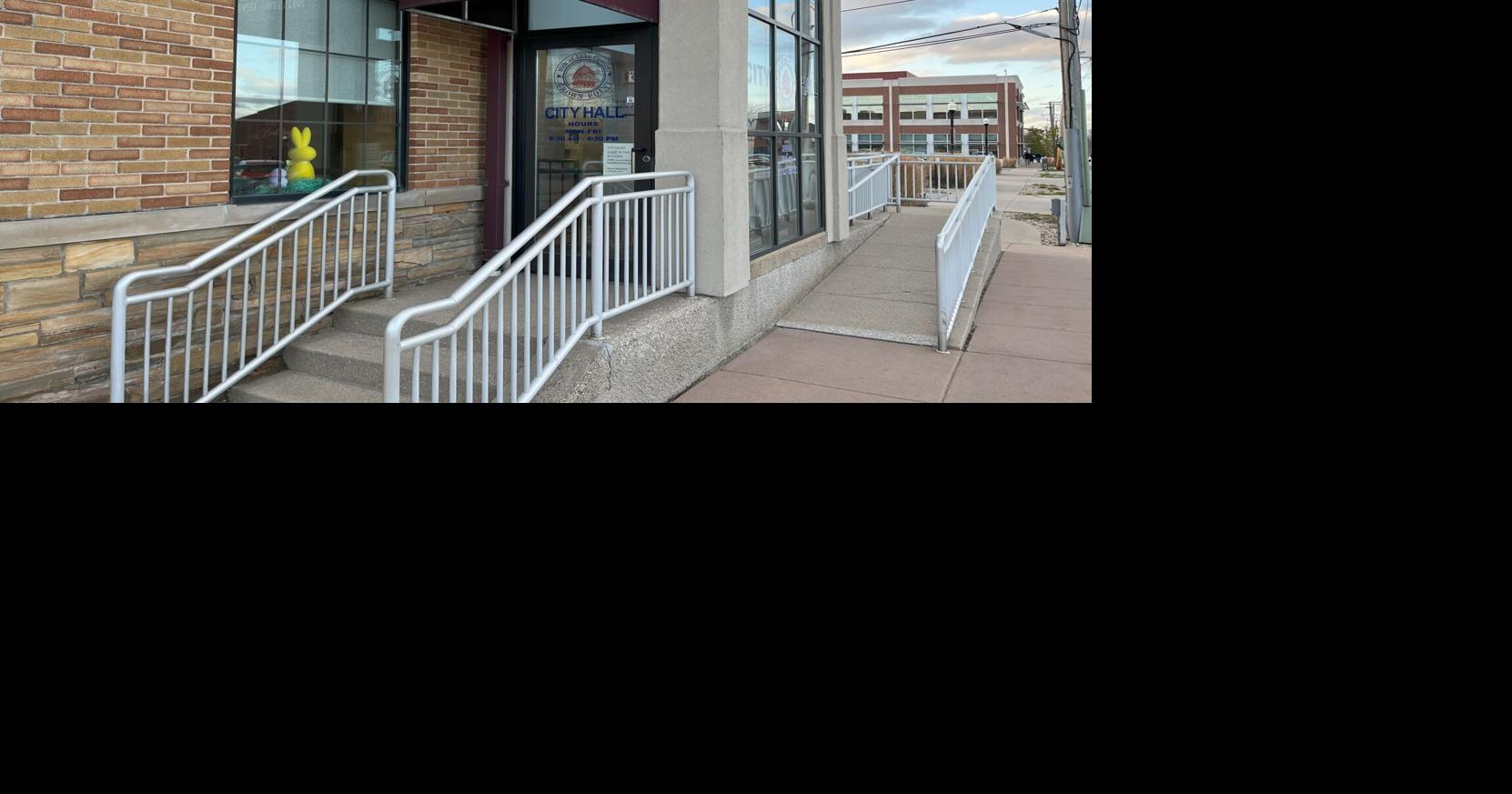 Crown Point council waits to make final decision on veterinary clinic, adoption center