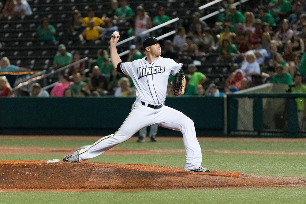 Times Indiana Male Athlete of the Year: Valpo's Jerrick Suiter