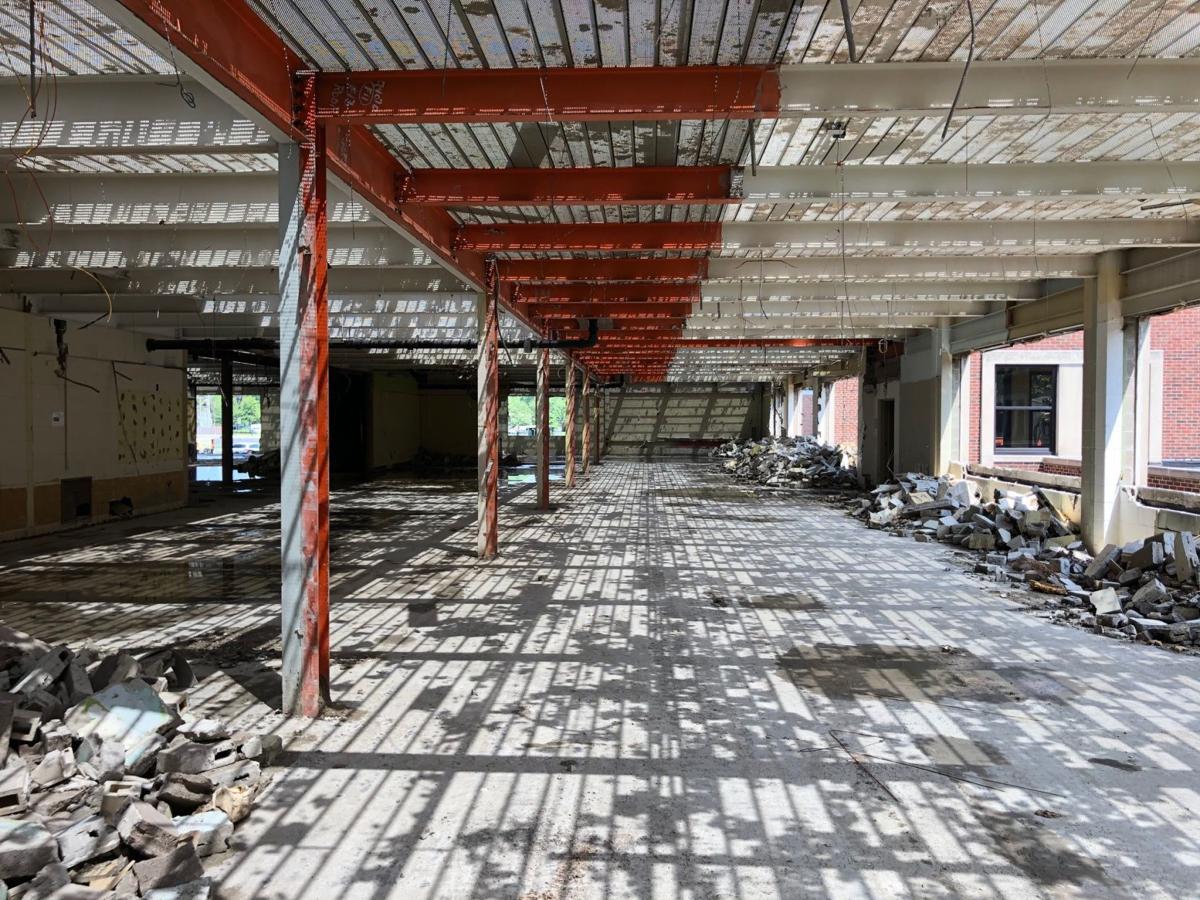 Walls come down at vintage PNW building Latest Headlines