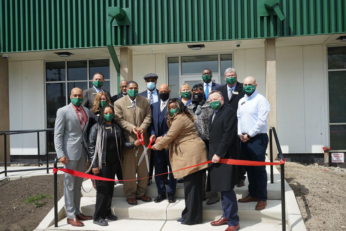 Horizon Bank opens first branch in Gary, gives to community groups