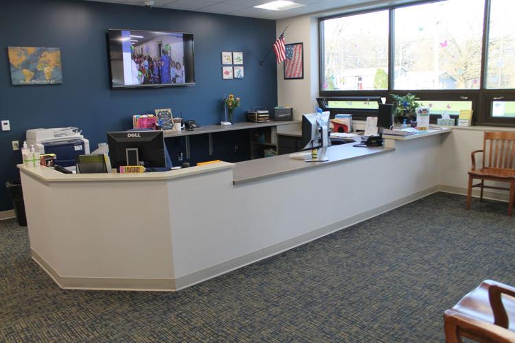 Officials, parents tour renovated Porter Lakes school