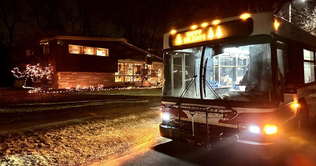 PHOTOS Special Holiday Bus Tours Christmas Light Displays photos-special-holiday-bus-tours-christmas-light-displays