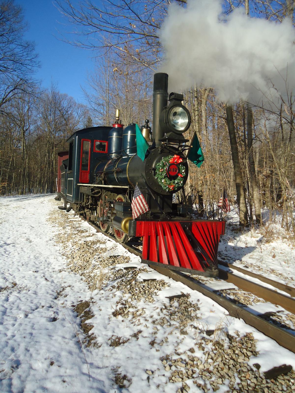 Santa rides the rails on vintage trains throughout Indiana