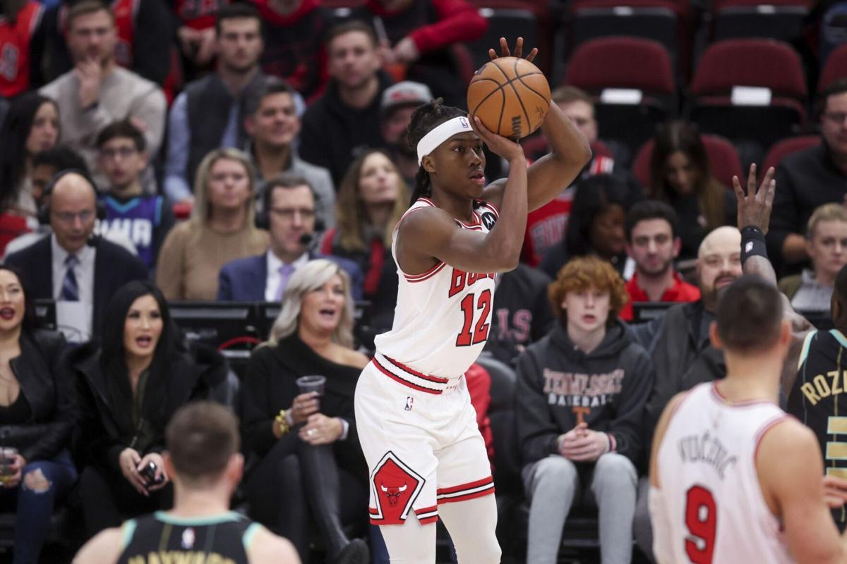 Ayo Dosunmu: Illinois retires Chicago Bulls rookie's jersey