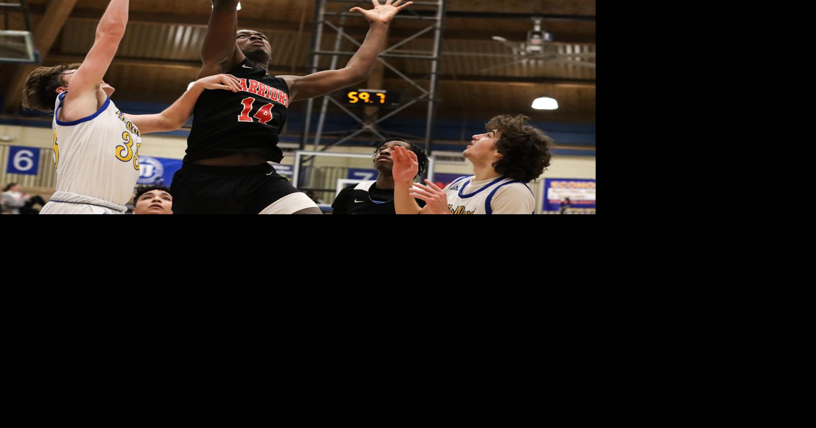 PHOTOS Highland hosts Calumet in boys basketball