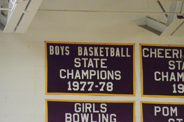 Illinois coaches association honors Lockport for long, winning basketball history
