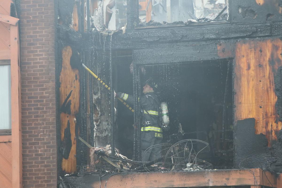 Fire Damages Broadmoor Apartments In Merrillville Lake County News Nwitimes Com