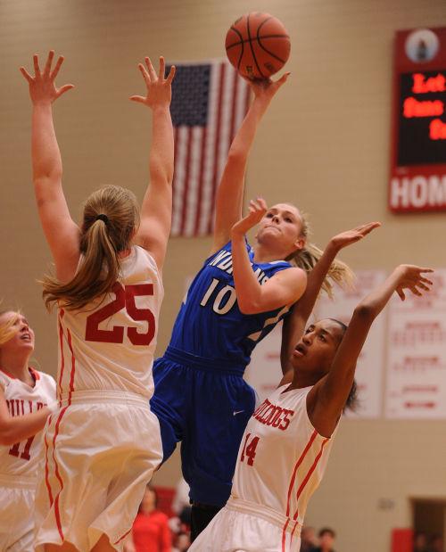 Lake Central S Rachel Bell Shoots Between Crown Point S Katie