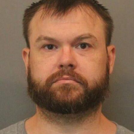 Man molested teen in "secrecy and a clandestine way" - Vimarsana News
