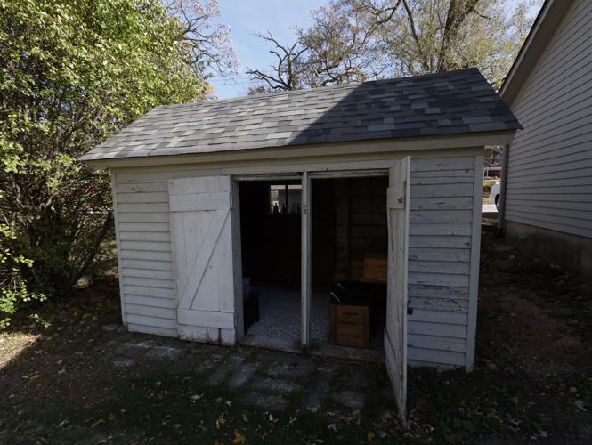 John Humphrey House offers a snapshot from the late 1800s in all its clapboard glory