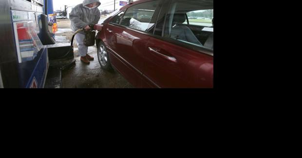 Gas prices averaging over $5 a gallon in much of Northwest Indiana - Vimarsana News
