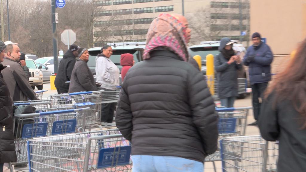 Police Called In To Help With Crowd Control At Sam S Club
