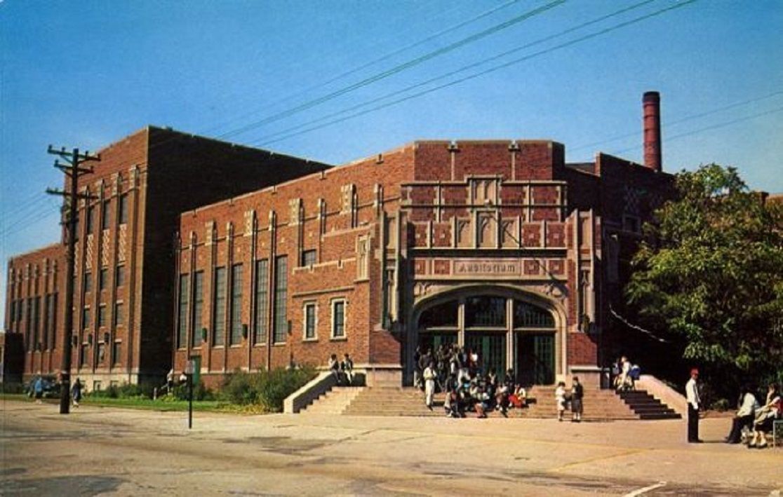 Reunions: East Chicago Roosevelt Class Of 1968