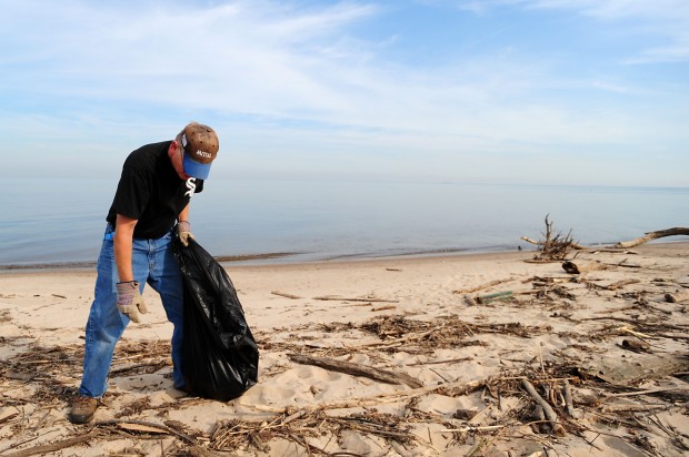 Volunteers make Ogden Dunes a great place to live