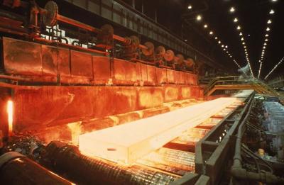 Steel shipments plunge 14.7%
