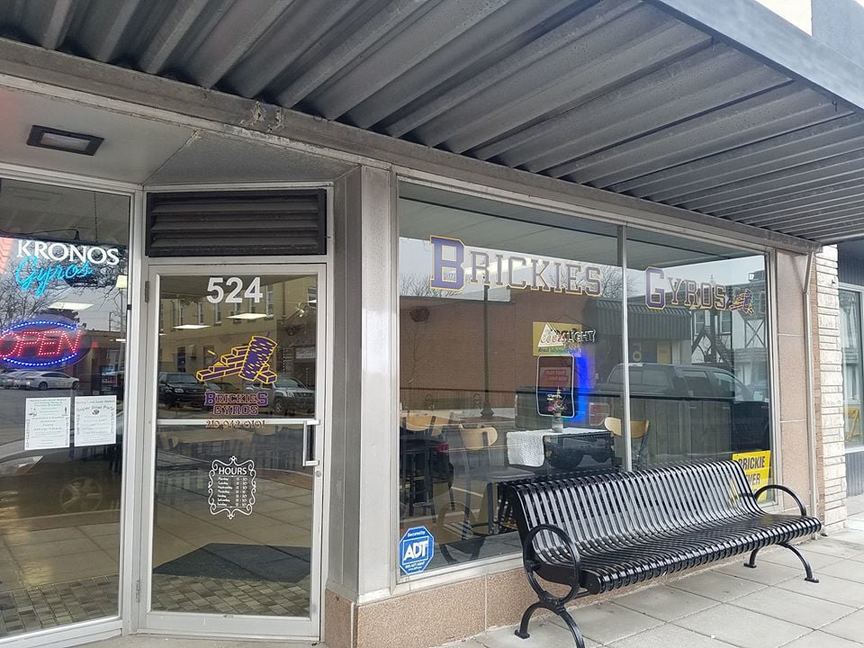 Nwi Business Ins And Outs Brickies Gyros Expands Aunt Millie S