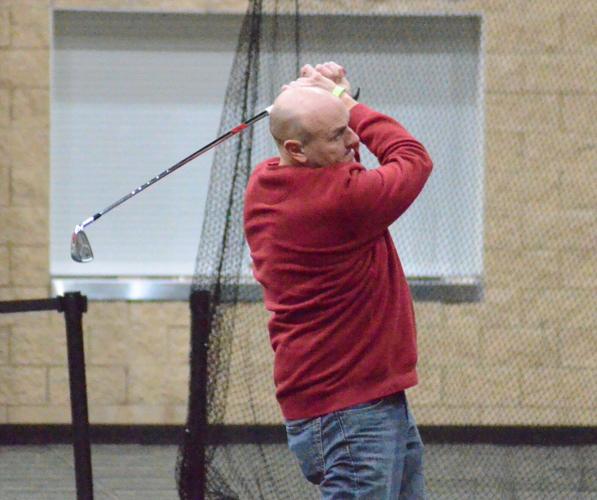 Tinley Golf Expo brings a touch of spring to convention center